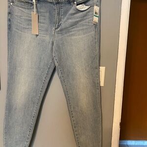 NWT Vince Camuto Sunwash Blue Jeans size 33/16